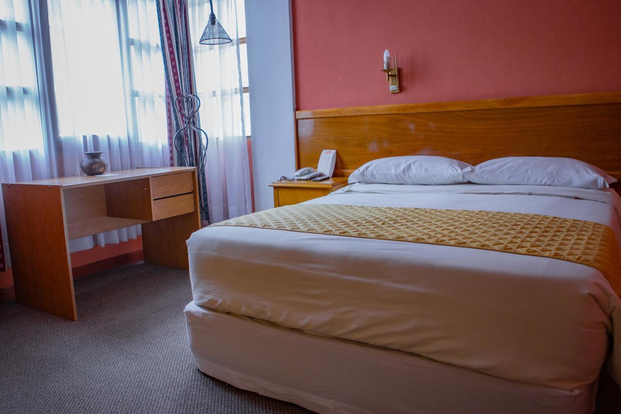 Hotel Cima Argentum Потосі Екстер'єр фото