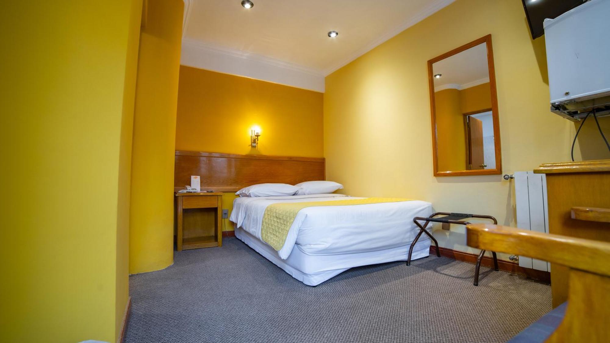 Hotel Cima Argentum Потосі Екстер'єр фото